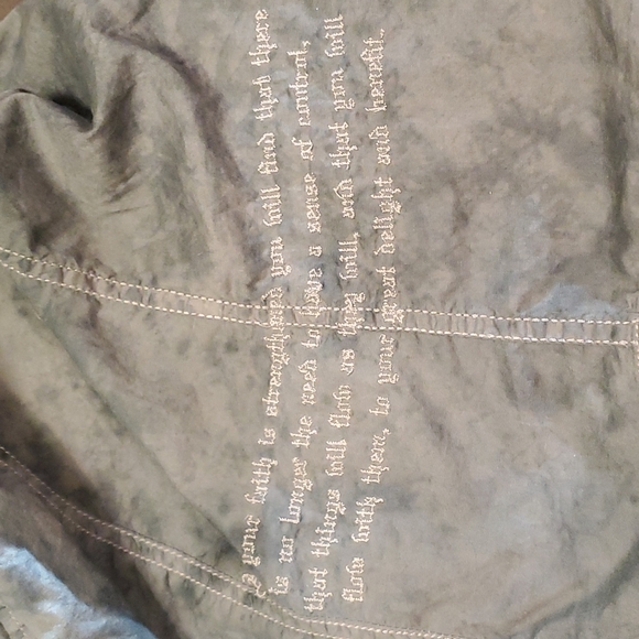 ROAR: Embroidered and Embellished Button Down Shirt - Size small - Picture 3 of 7